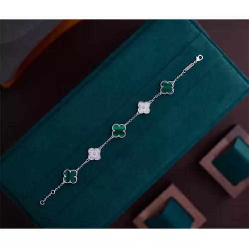 Cheap Van Cleef &amp; Arpels Bracelets For Women #1327652, $$23.00 USD On Van Cleef &amp; Arpels Bracelets