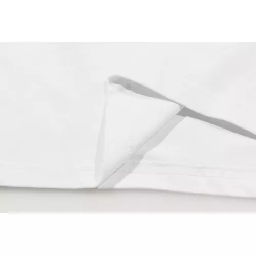Replica Burberry T-Shirts Short Sleeved For Unisex #1327977 $34.00 USD for Wholesale
