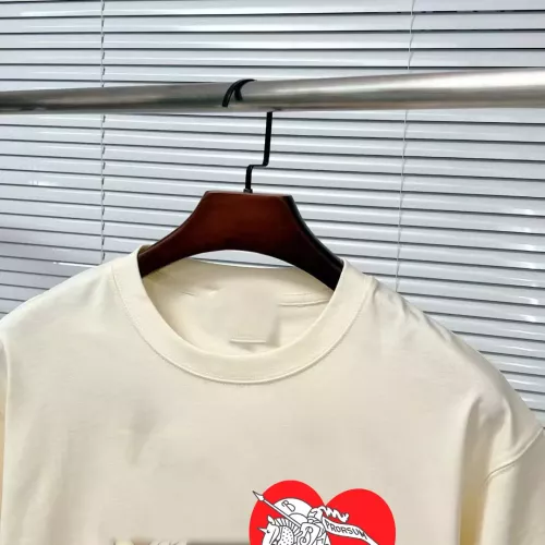 Replica Burberry T-Shirts Short Sleeved For Unisex #1327978 $34.00 USD for Wholesale