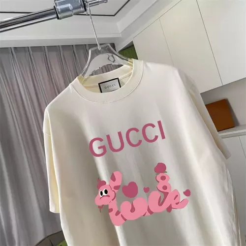 Replica Gucci T-Shirts Short Sleeved For Unisex #1328415 $42.00 USD for Wholesale