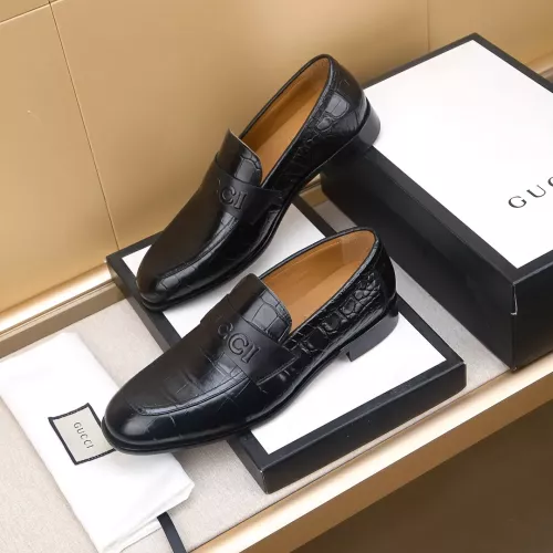 Replica Gucci Oxfords Shoes For Men #1330025 $88.00 USD for Wholesale