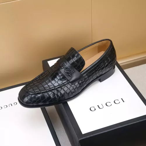 Replica Gucci Oxfords Shoes For Men #1330026 $88.00 USD for Wholesale
