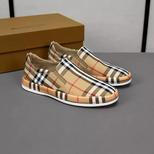 Replica Burberry Casual Shoes For Men #1330071 $76.00 USD for Wholesale