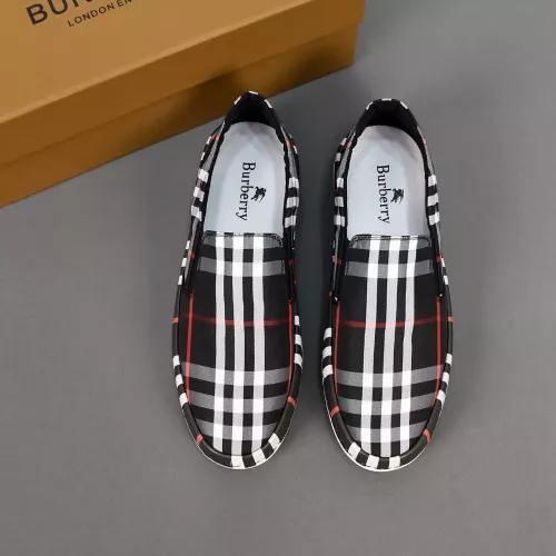 Replica Burberry Casual Shoes For Men #1330072 $76.00 USD for Wholesale