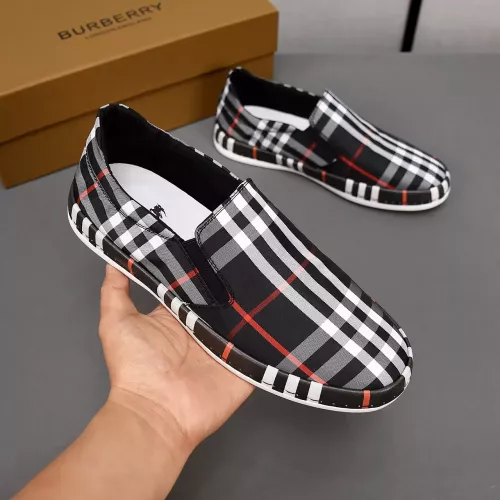 Replica Burberry Casual Shoes For Men #1330072 $76.00 USD for Wholesale