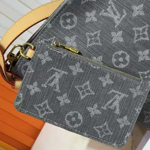Replica Louis Vuitton AAA Quality Messenger Bags For Women #1330592 $68.00 USD for Wholesale