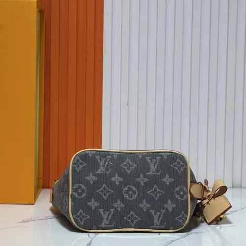 Replica Louis Vuitton AAA Quality Messenger Bags For Women #1330592 $68.00 USD for Wholesale