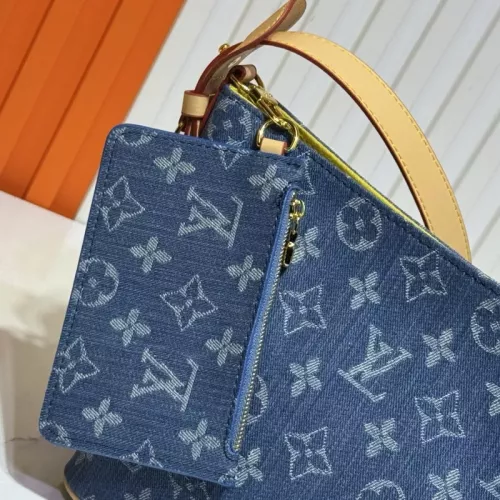 Replica Louis Vuitton AAA Quality Messenger Bags For Women #1330594 $68.00 USD for Wholesale