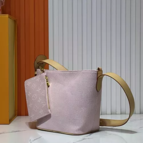 Replica Louis Vuitton AAA Quality Messenger Bags For Women #1330595 $68.00 USD for Wholesale