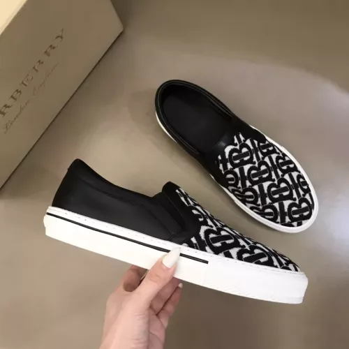 Replica Burberry Casual Shoes For Men #1330698 $68.00 USD for Wholesale