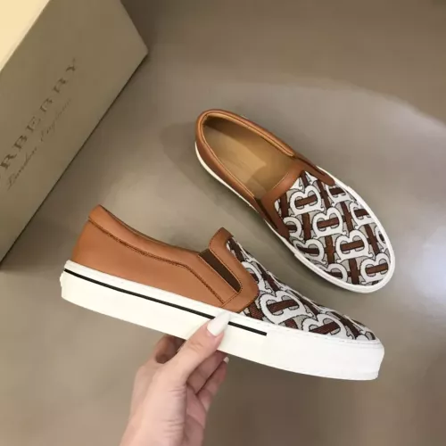 Replica Burberry Casual Shoes For Men #1330702 $68.00 USD for Wholesale