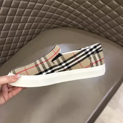 Replica Burberry Casual Shoes For Men #1330704 $68.00 USD for Wholesale