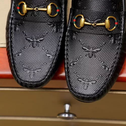Replica Gucci Oxfords Shoes For Men #1330735 $76.00 USD for Wholesale
