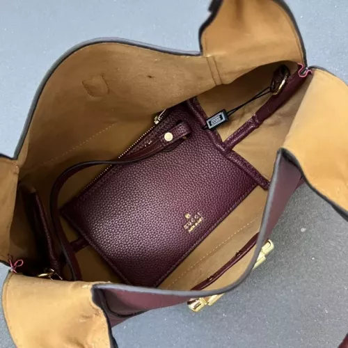 Replica Gucci AAA Quality Handbags For Women #1331195 $100.00 USD for Wholesale