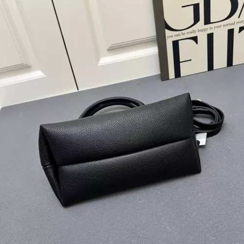 Replica Gucci AAA Quality Handbags For Women #1331197 $100.00 USD for Wholesale