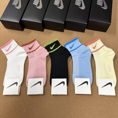 Cheap Nike Socks For Women #1332426, $$25.00 USD On Nike Socks