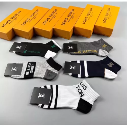 Replica Louis Vuitton LV Socks For Men #1332479 $25.00 USD for Wholesale