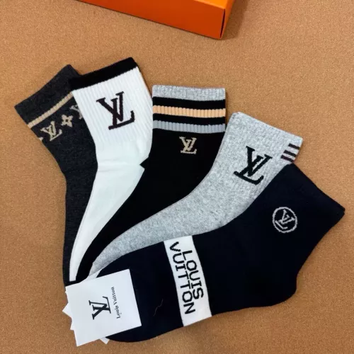 Replica Louis Vuitton LV Socks #1332480 $25.00 USD for Wholesale