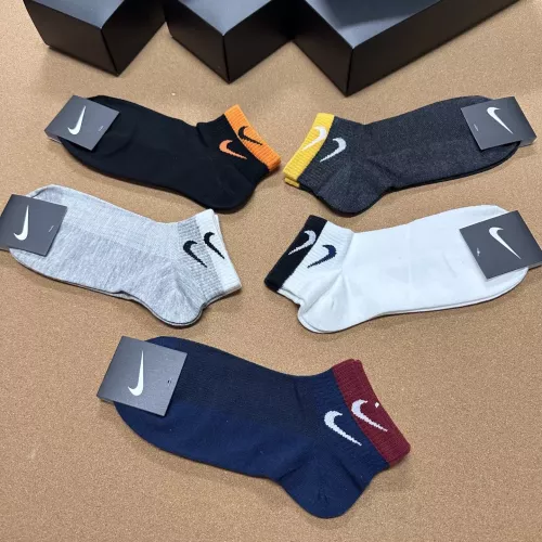 Replica Nike Socks #1332494 $25.00 USD for Wholesale