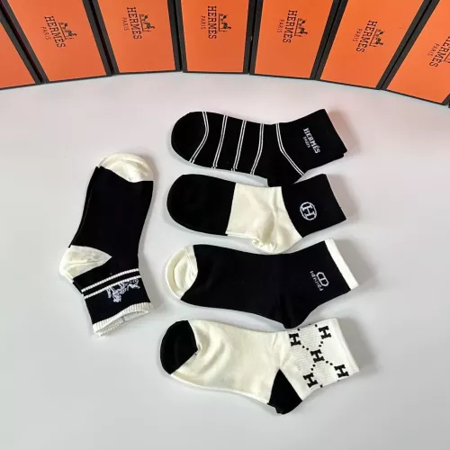 Replica Hermes Socks #1332498 $27.00 USD for Wholesale
