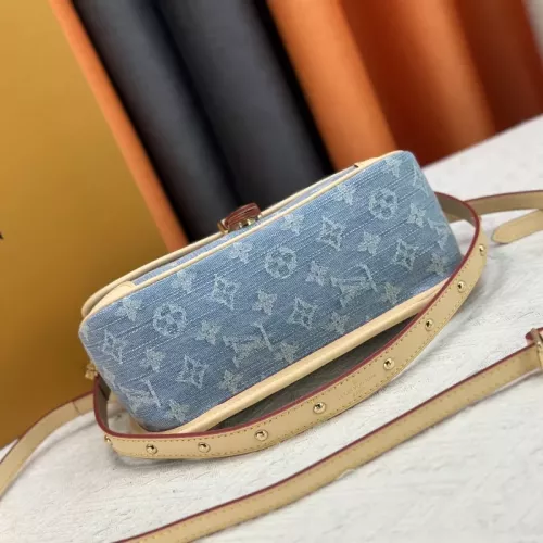 Replica Louis Vuitton AAA Quality Messenger Bags For Women #1332889 $72.00 USD for Wholesale