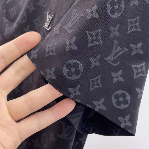 Replica Louis Vuitton LV T-Shirts Short Sleeved For Men #1333466 $48.00 USD for Wholesale