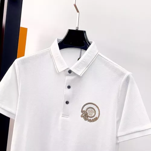 Replica Versace T-Shirts Short Sleeved For Men #1333508 $42.00 USD for Wholesale