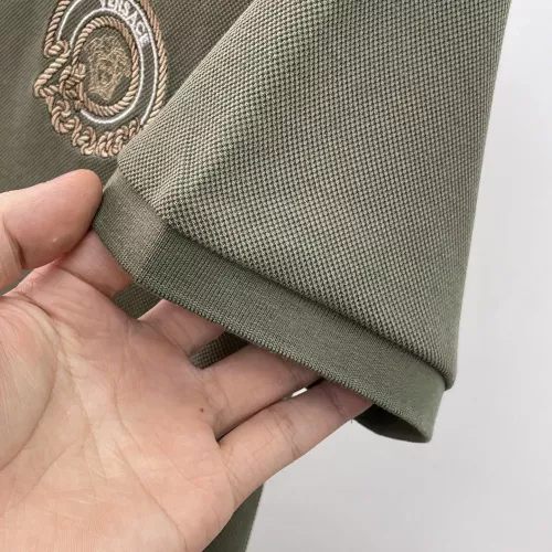 Replica Versace T-Shirts Short Sleeved For Men #1333509 $42.00 USD for Wholesale