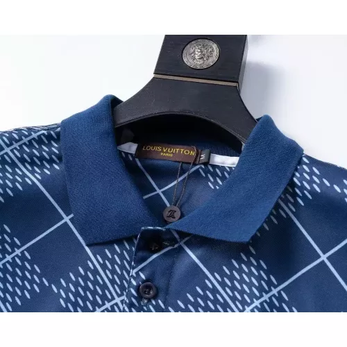 Replica Louis Vuitton LV T-Shirts Short Sleeved For Men #1333769 $32.00 USD for Wholesale