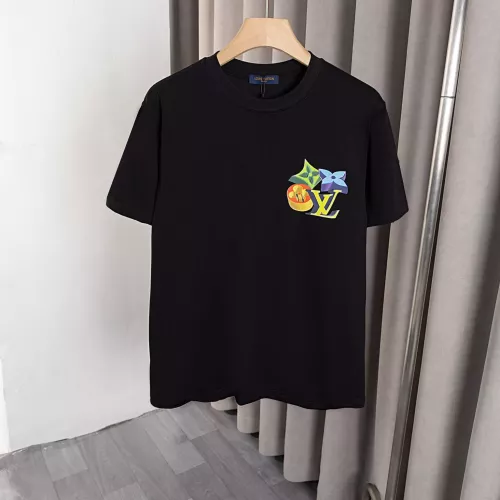 Replica Louis Vuitton LV T-Shirts Short Sleeved For Men #1335330 $32.00 USD for Wholesale