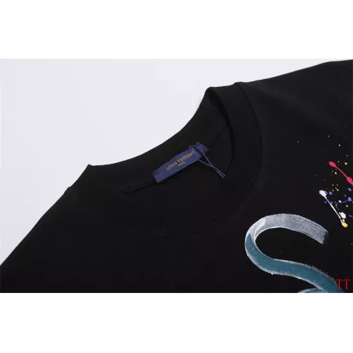 Replica Louis Vuitton LV T-Shirts Short Sleeved For Unisex #1335391 $40.00 USD for Wholesale
