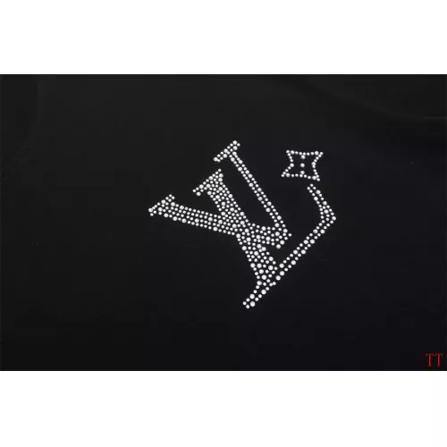 Replica Louis Vuitton LV T-Shirts Short Sleeved For Unisex #1335393 $39.00 USD for Wholesale