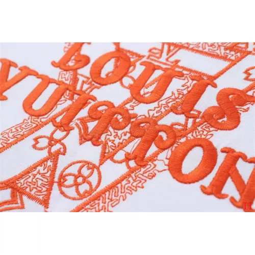 Replica Louis Vuitton LV T-Shirts Short Sleeved For Unisex #1335396 $39.00 USD for Wholesale