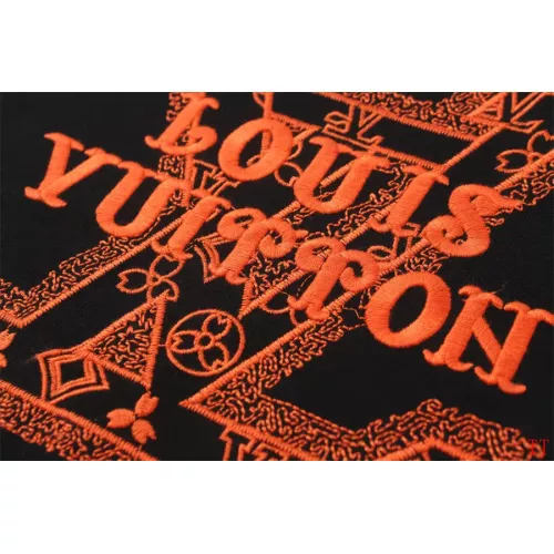 Replica Louis Vuitton LV T-Shirts Short Sleeved For Unisex #1335397 $39.00 USD for Wholesale