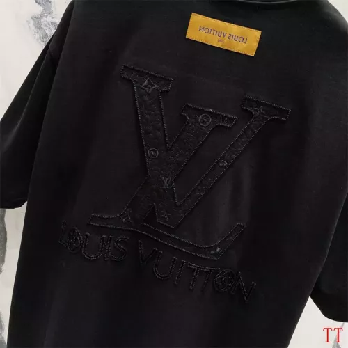 Replica Louis Vuitton LV T-Shirts Short Sleeved For Unisex #1335554 $45.00 USD for Wholesale