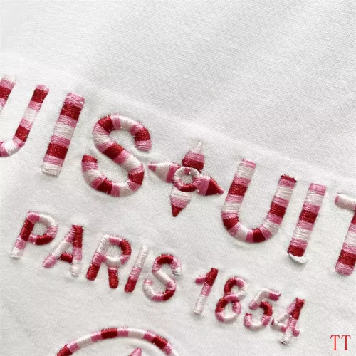 Replica Louis Vuitton LV T-Shirts Short Sleeved For Unisex #1335559 $42.00 USD for Wholesale