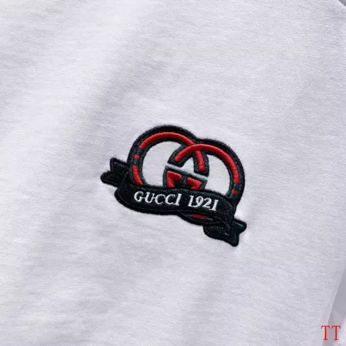 Replica Gucci T-Shirts Short Sleeved For Unisex #1335568 $42.00 USD for Wholesale