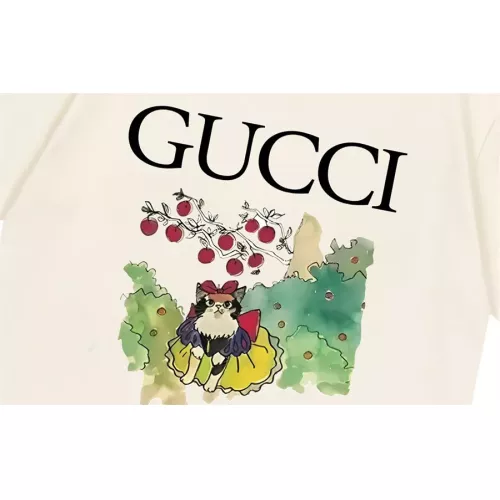 Replica Gucci T-Shirts Short Sleeved For Unisex #1335792 $42.00 USD for Wholesale