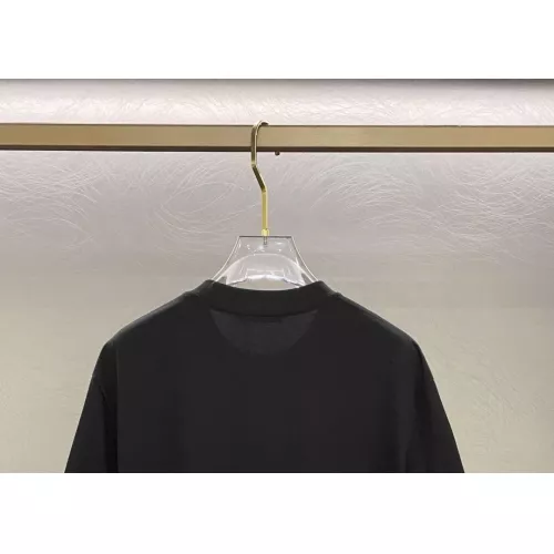 Replica Gucci T-Shirts Short Sleeved For Unisex #1336217 $25.00 USD for Wholesale