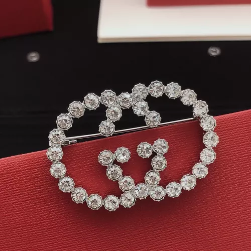 Replica Gucci Brooches For Women #1337716 $29.00 USD for Wholesale
