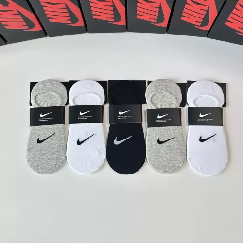 Cheap Nike Socks #1338615, $$27.00 USD On Nike Socks