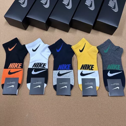 Cheap Nike Socks #1338641, $$25.00 USD On Nike Socks