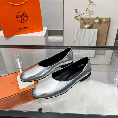 Replica Hermes Flat Shoes For Women #1341101 $98.00 USD for Wholesale