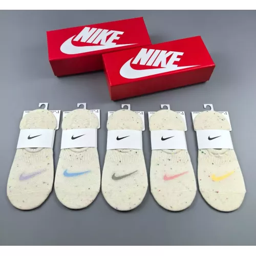 Cheap Nike Socks For Women #1341806, $$25.00 USD On Nike Socks