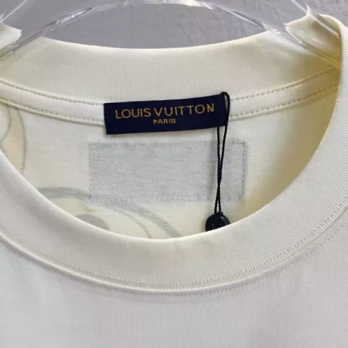 Replica Louis Vuitton LV T-Shirts Short Sleeved For Unisex #1341916 $40.00 USD for Wholesale