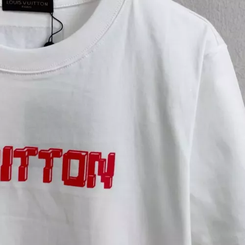 Replica Louis Vuitton LV T-Shirts Short Sleeved For Unisex #1341929 $39.00 USD for Wholesale