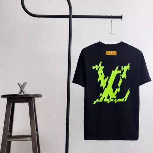 Replica Louis Vuitton LV T-Shirts Short Sleeved For Unisex #1341930 $39.00 USD for Wholesale