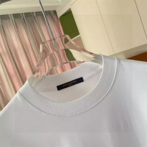Replica Louis Vuitton LV T-Shirts Short Sleeved For Unisex #1343309 $42.00 USD for Wholesale