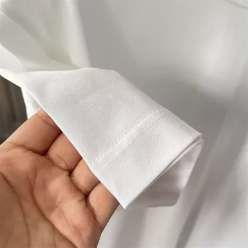 Replica Louis Vuitton LV T-Shirts Short Sleeved For Unisex #1343316 $45.00 USD for Wholesale