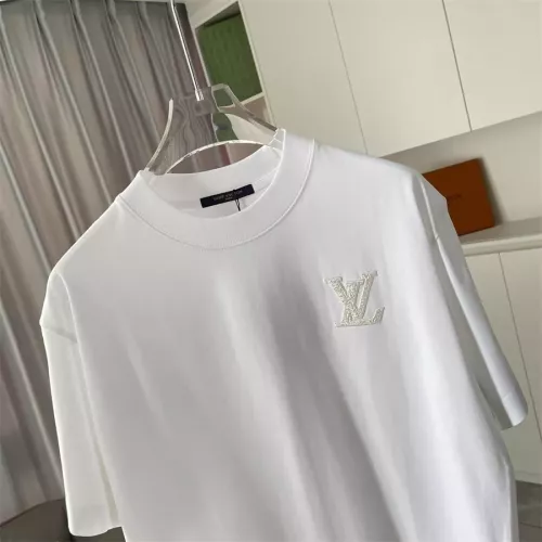 Replica Louis Vuitton LV T-Shirts Short Sleeved For Unisex #1343316 $45.00 USD for Wholesale